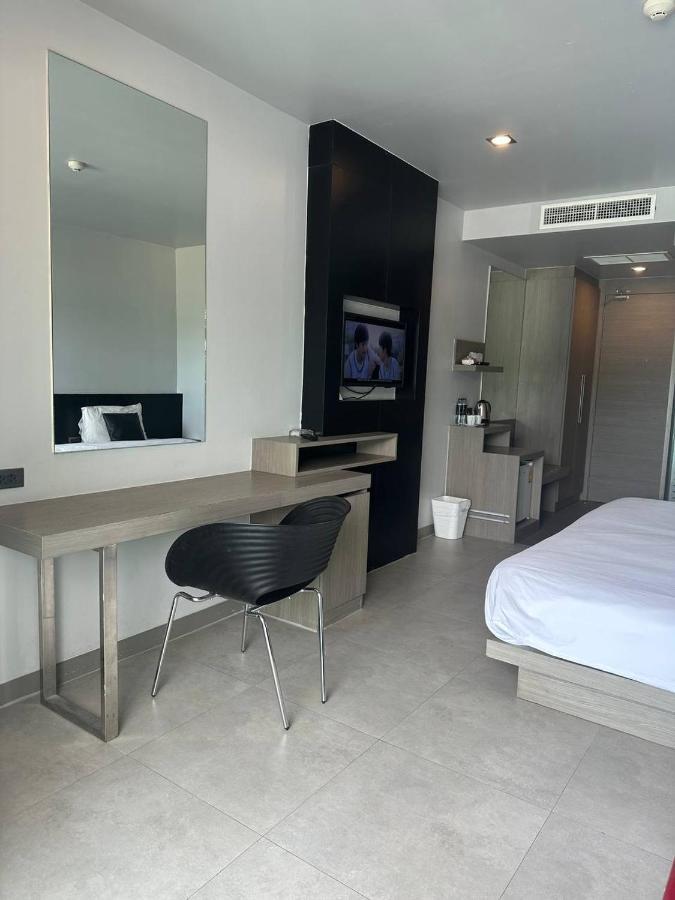 Neon Patong Hotel Ngoại thất bức ảnh