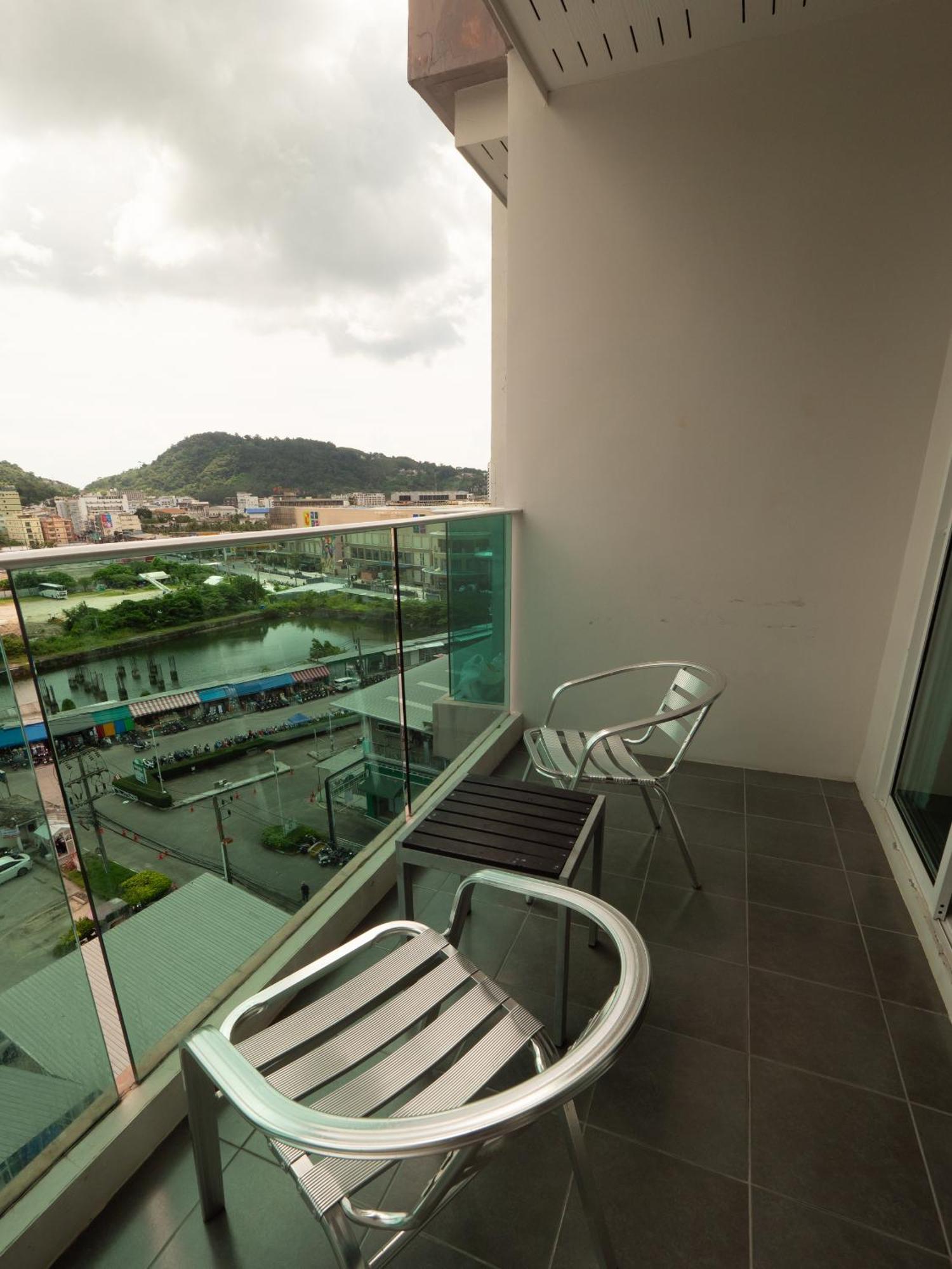 Neon Patong Hotel Ngoại thất bức ảnh