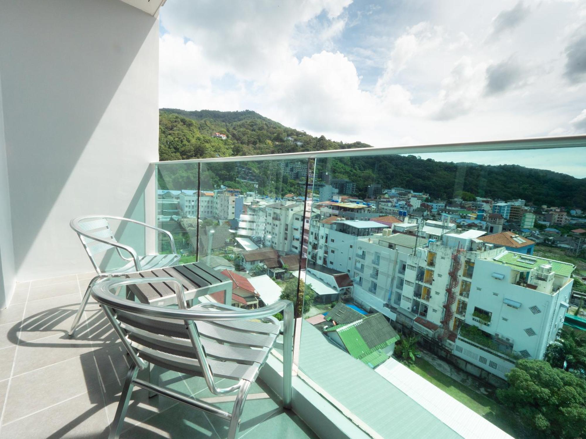 Neon Patong Hotel Ngoại thất bức ảnh