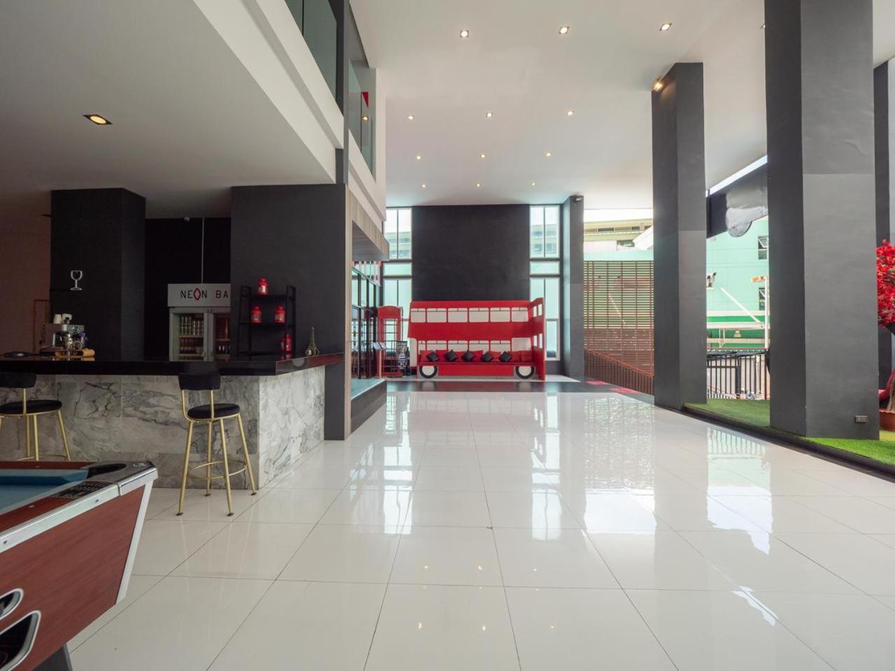 Neon Patong Hotel Ngoại thất bức ảnh